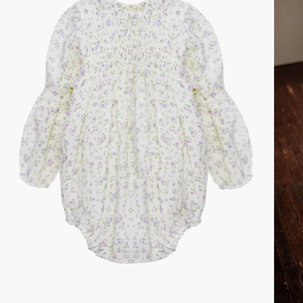 (ISO) baby yuki onsie 6-12 month or 12-18